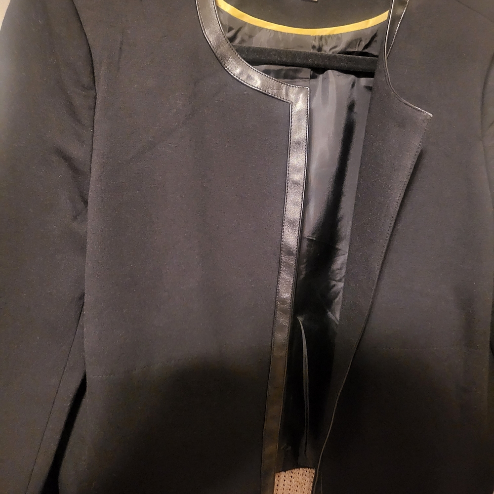 Tahari Black Women's Blazer with Leather Trim